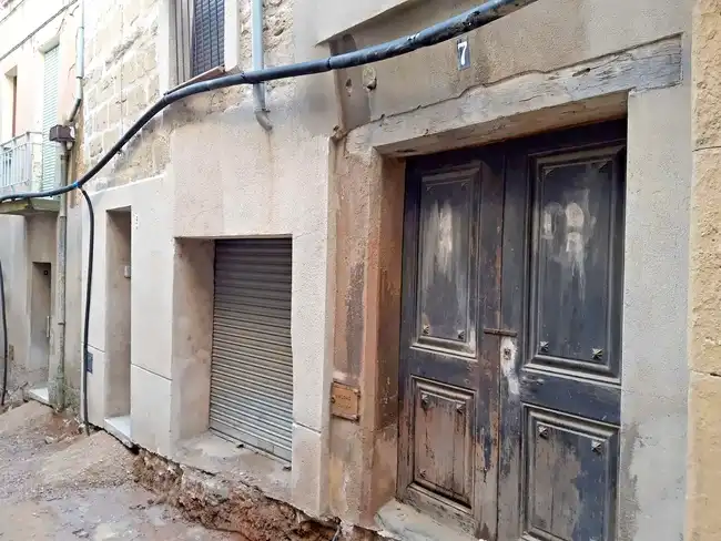 Casa aparellada en venda a C/ del Carme, imagen 2
