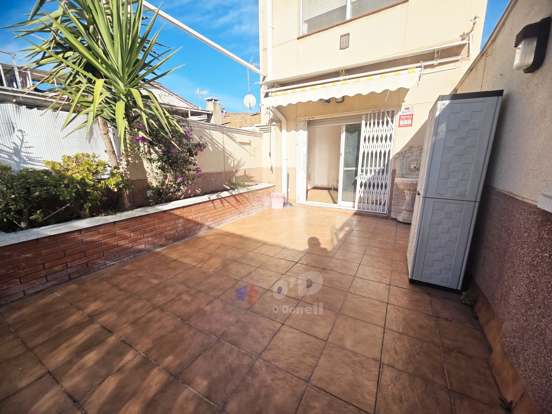 Terrace of Houses for sale in Sant Boi de Llobregat  with Air Conditioner, Heating and Parquet flooring