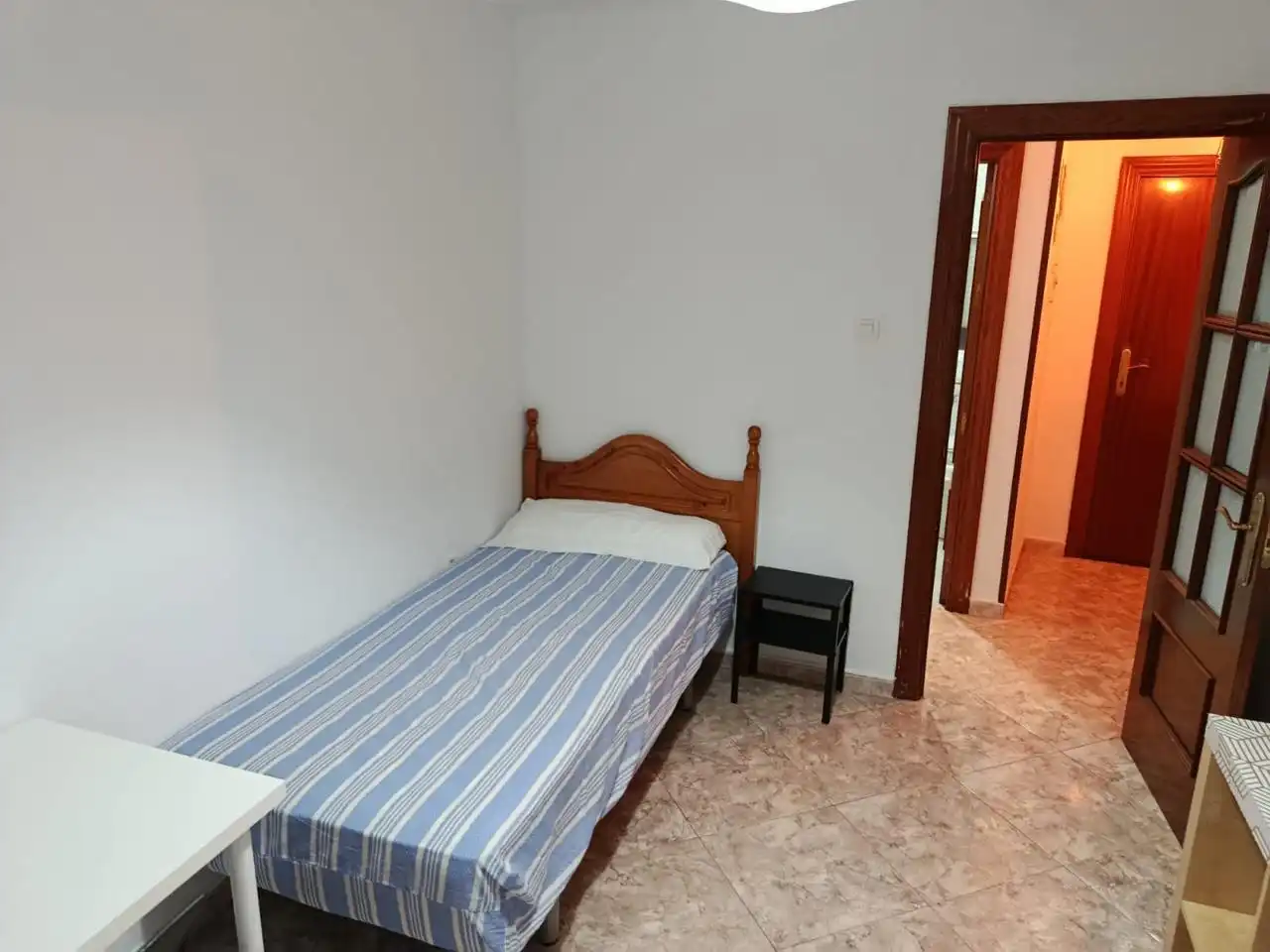 Pis de lloguer a Calle Doctor Creus, Barrio de Zaidín