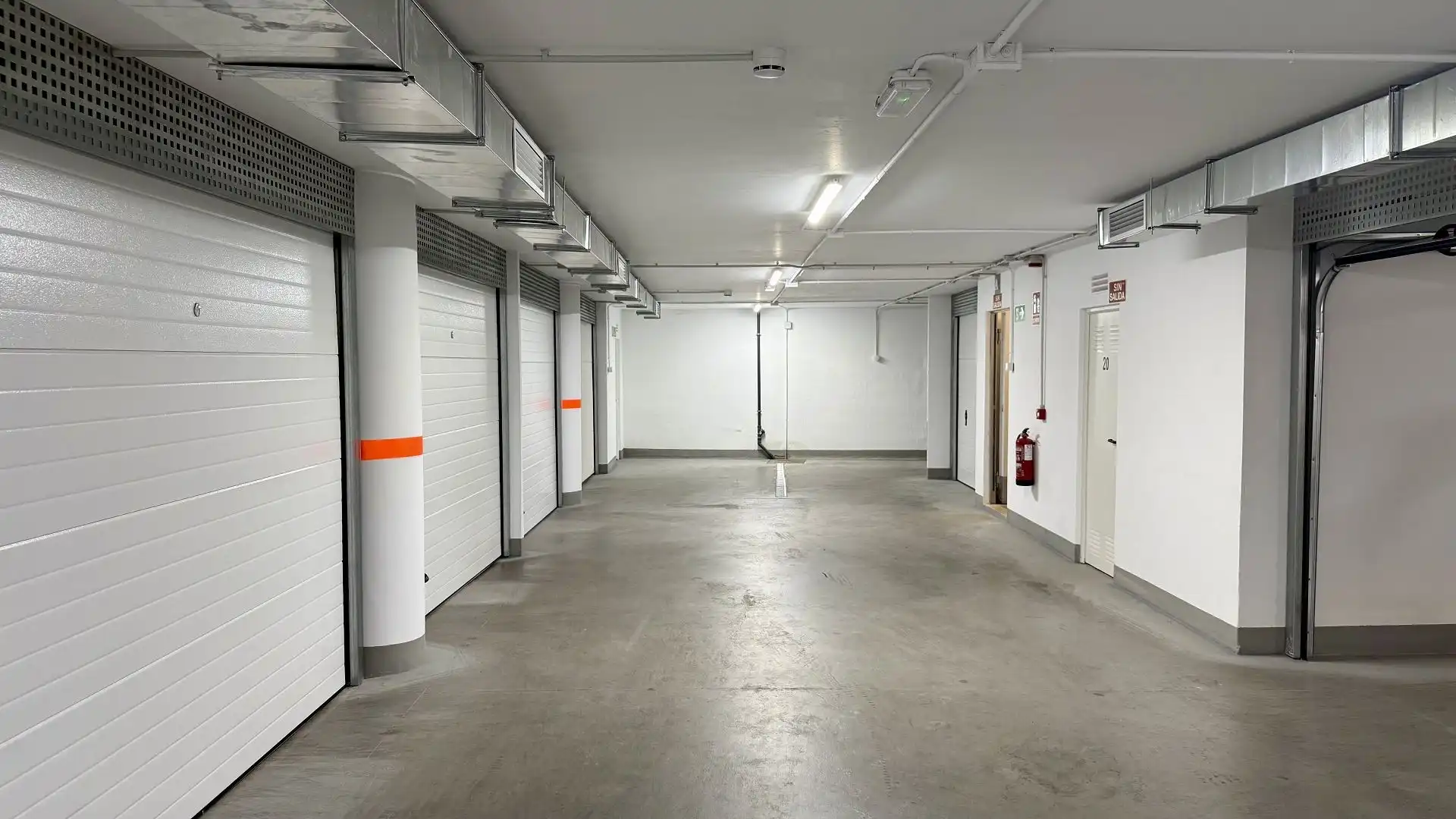 Aparcament de Apartament en venda en La Font d'en Carròs amb Terrassa