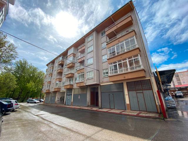 Apartamento en Venta en Calle la Arboleda, 27 en Briviesca