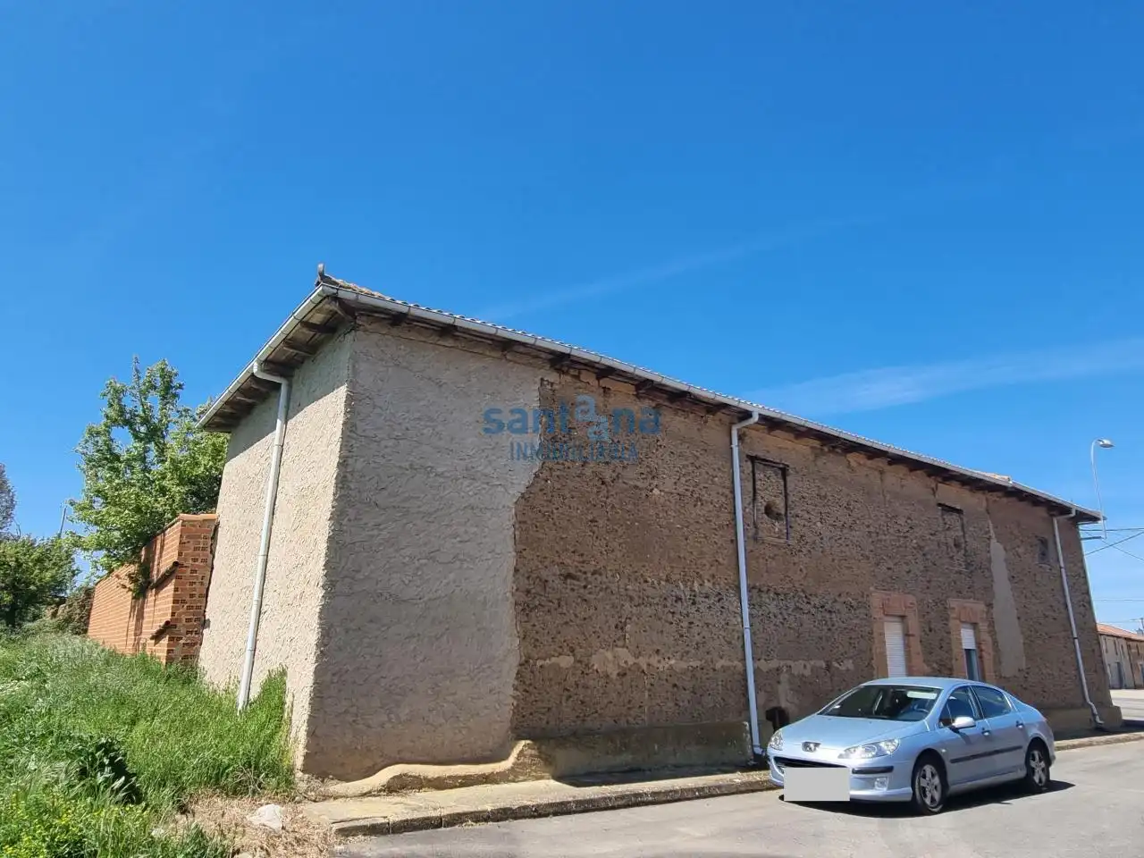 Vista exterior de Casa o chalet en venta en Benavides con Calefacción, Jardín privado y Trastero