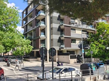 Pis amb piscina en venda a Paseo VIRGEN DEL PUERTO 51