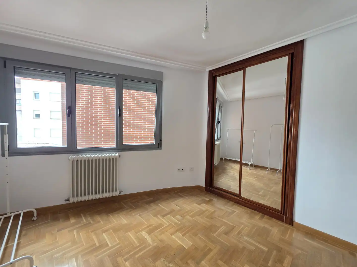 Bedroom of Flat for rent in Siero  with Heating, Parquet flooring and Terrace