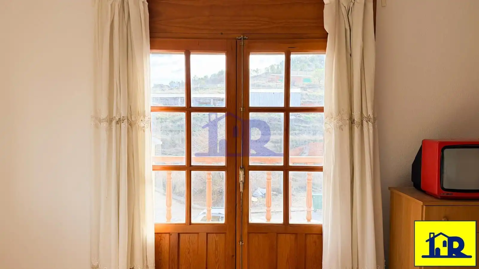 Habitación de Casa o chalet en venta en Fuentes con Calefacción, Terraza y Trastero