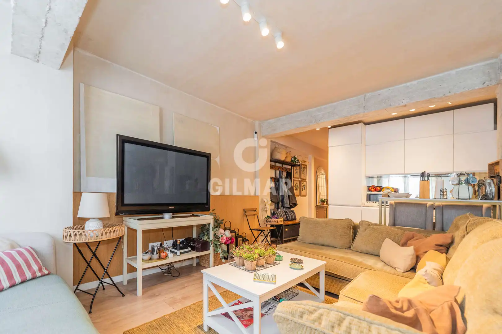 Sala de estar de Piso en venta en Madrid con Calefacción y Amueblado