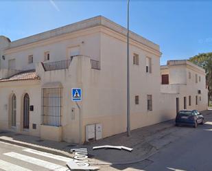 Vista exterior de Casa adosada en venda en El Cuervo de Sevilla amb Terrassa