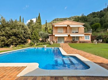 Casa con piscina en venta en Tagamanent