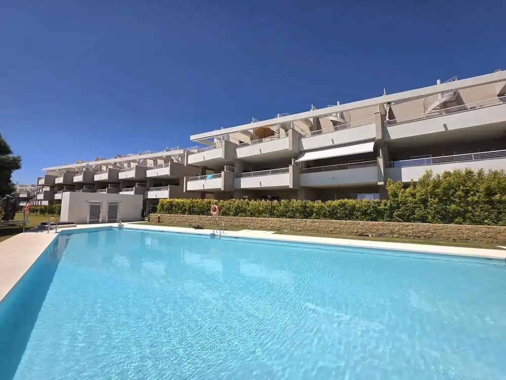 Piscina de Apartament de lloguer en Estepona amb Aire condicionat, Terrassa i Piscina