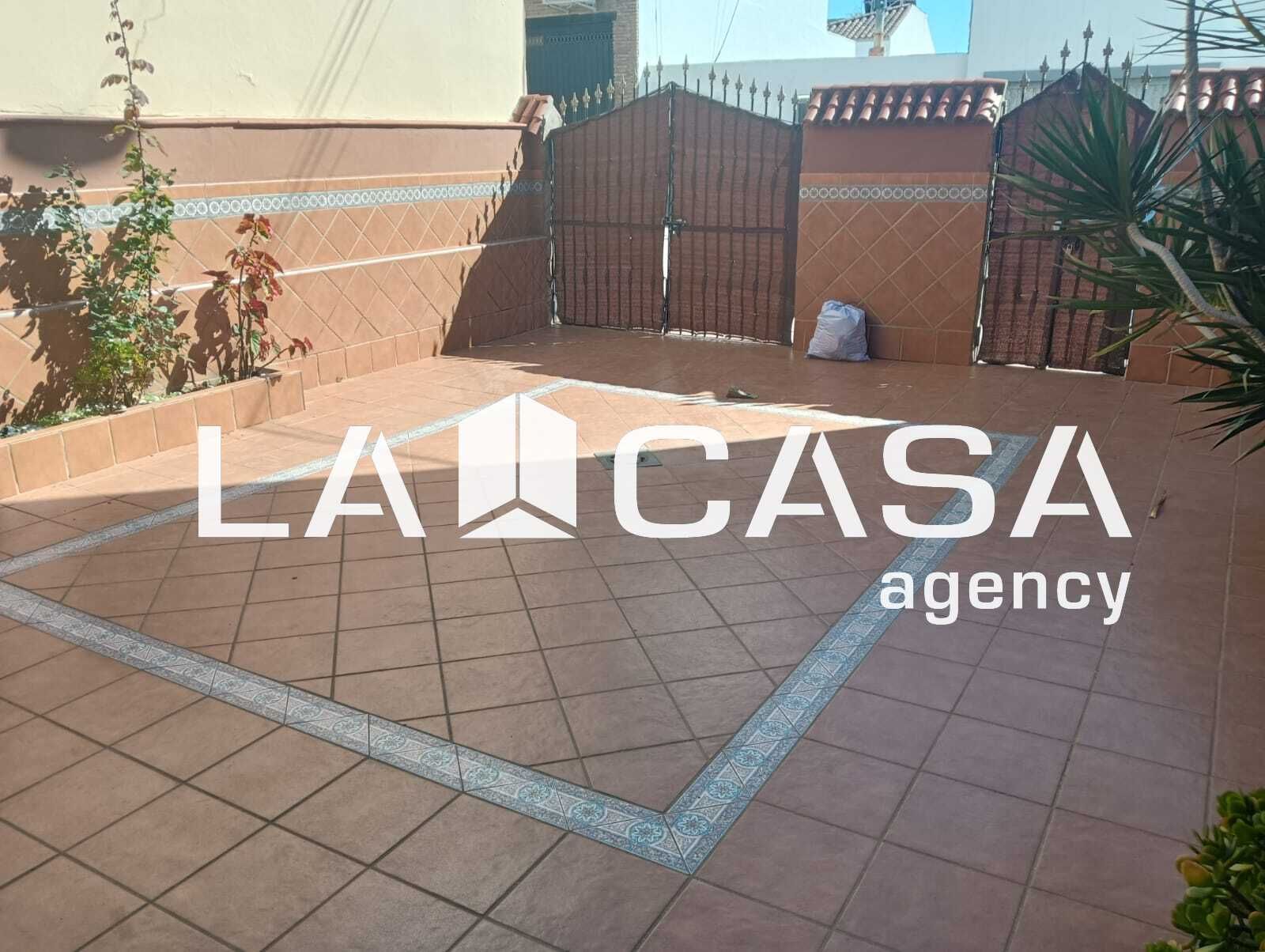 Terrace of House or chalet for sale in Algeciras