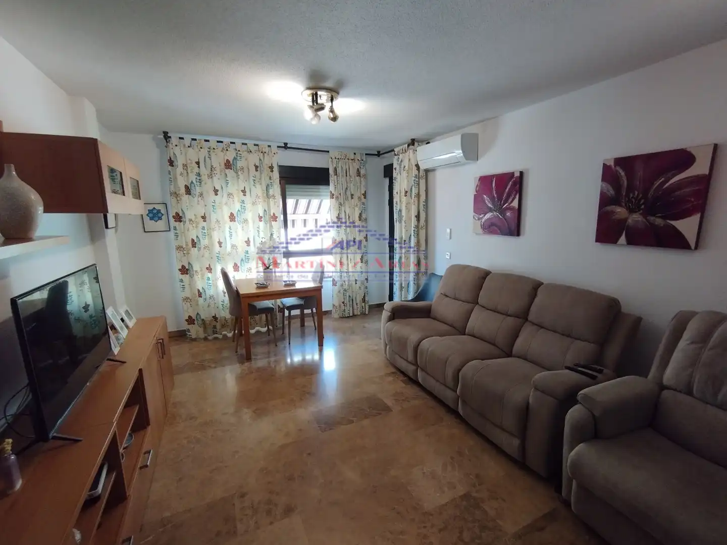 Living room of Flat for sale in Jaén  with Air Conditioner and Balcony