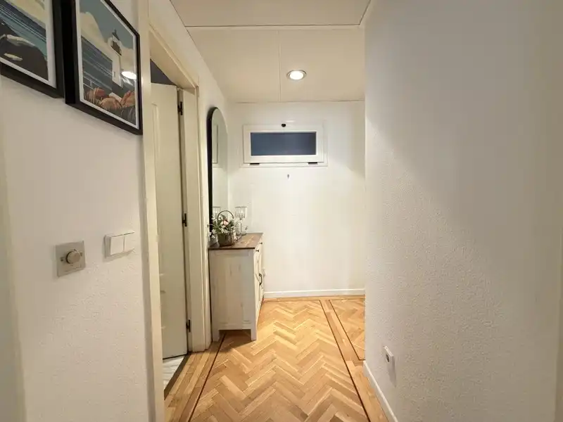 Study for rent in Madrid  with Air Conditioner and Furnished