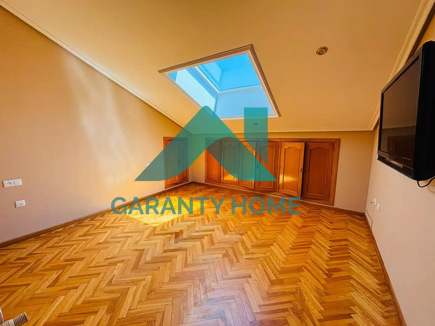 Dúplex de alquiler en Cáceres con Aire acondicionado, Calefacción y Parquet