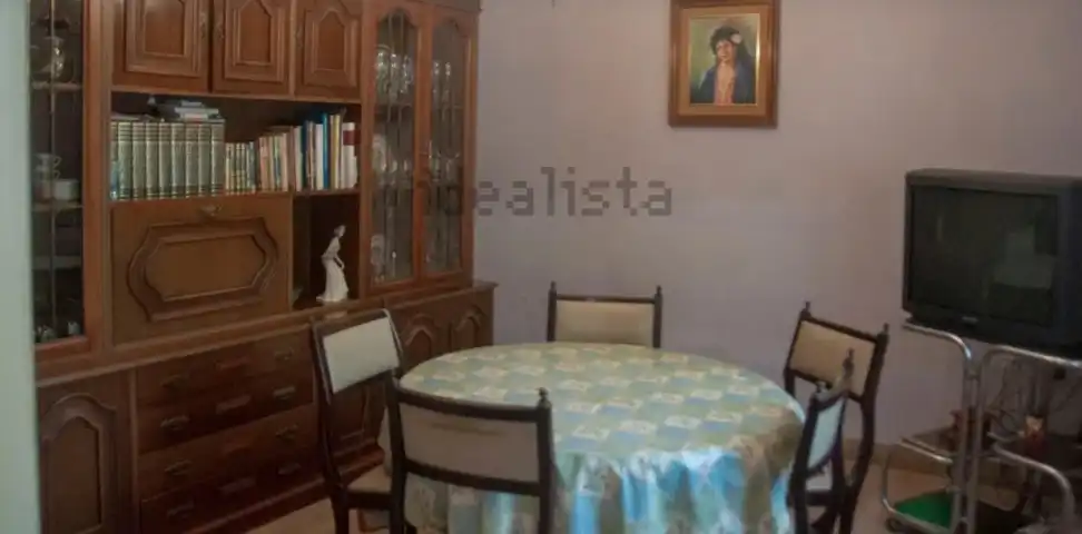 Casa amb jardí en venda a Zona Sur - Barrio Cortes, imagen 11