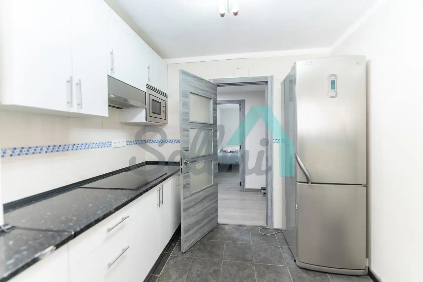 Cocina de Planta baja para compartir en Oviedo  con Calefacción, Amueblado y Internet