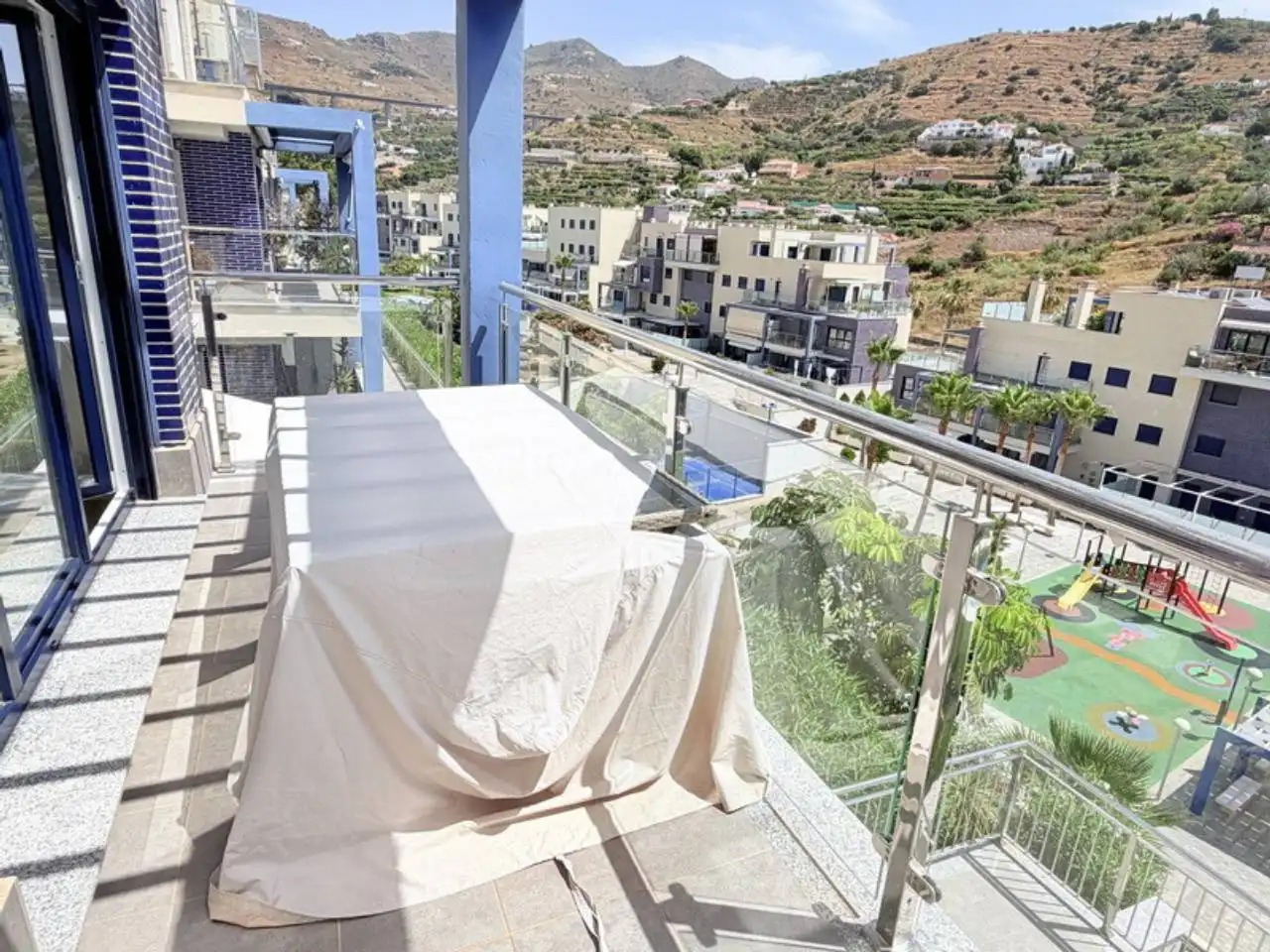 Terraza de Apartamento de alquiler en Almuñécar con Terraza y Piscina comunitaria