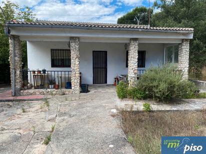 Exterior view of House or chalet for sale in Traspinedo  with Private garden, Terrace and Storage room