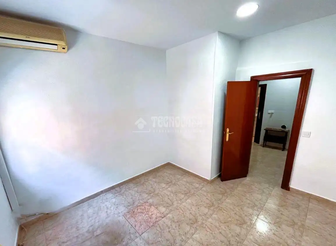 Flat for sale in Esplugues de Llobregat  with Air Conditioner and Storage room