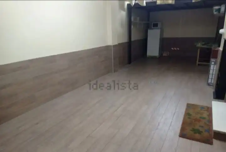 Detached homes for rent in Dos Hermanas  with Air Conditioner and Pets allowed