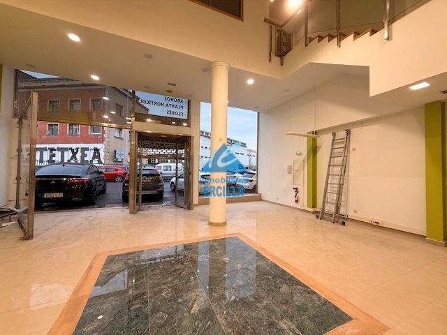 Nau industrial de lloguer en Basauri 