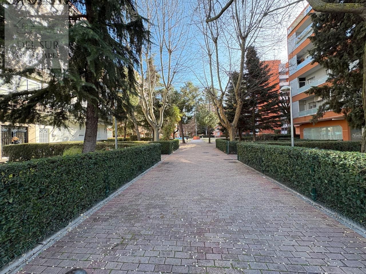 Vista exterior de Pis en venda en Fuenlabrada amb Calefacció i Terrassa