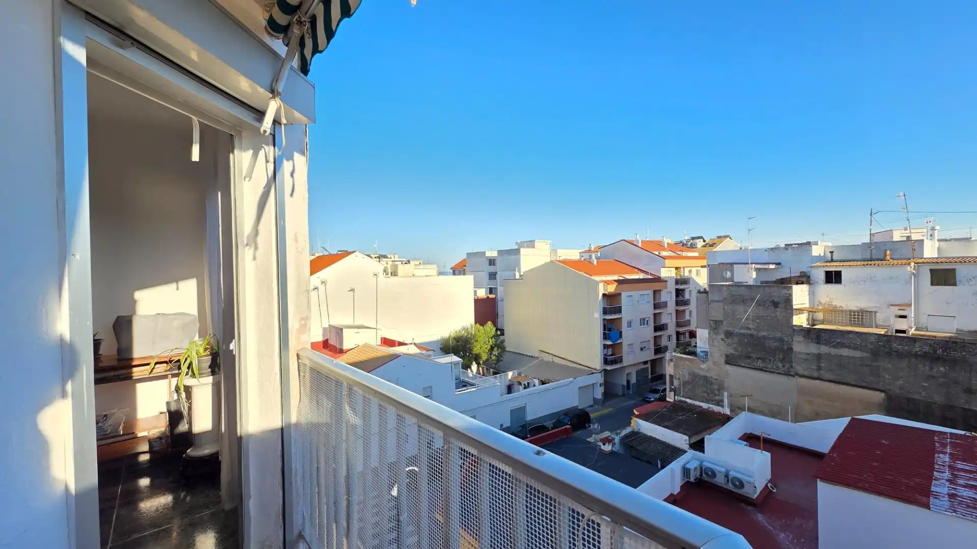 Vista exterior de Piso en venta en Gandia