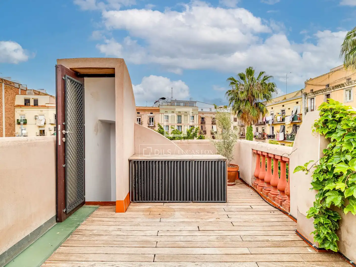 Terraza de Piso en venta en Barcelona con Aire acondicionado, Calefacción y Jardín privado