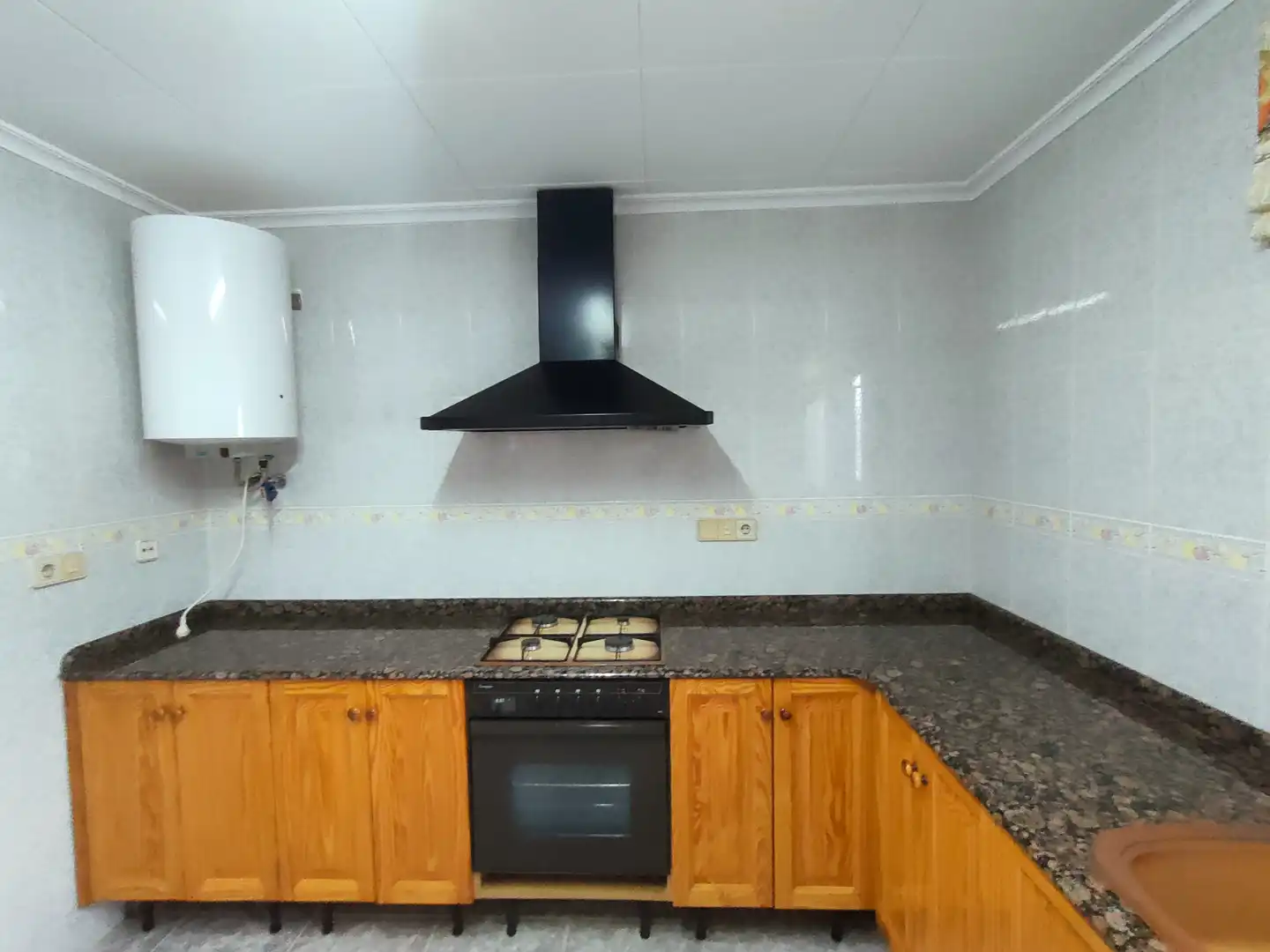 Cocina de Casa o chalet en venta en Chiva con Jardín privado, Terraza y Trastero