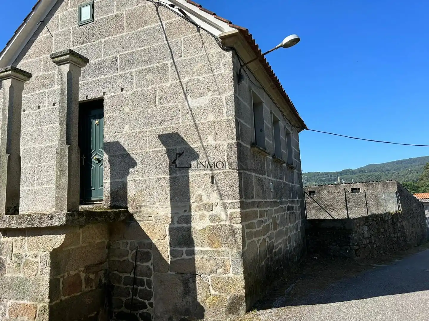 Vista exterior de Casa o xalet en venda en Vilaboa amb Jardí privat