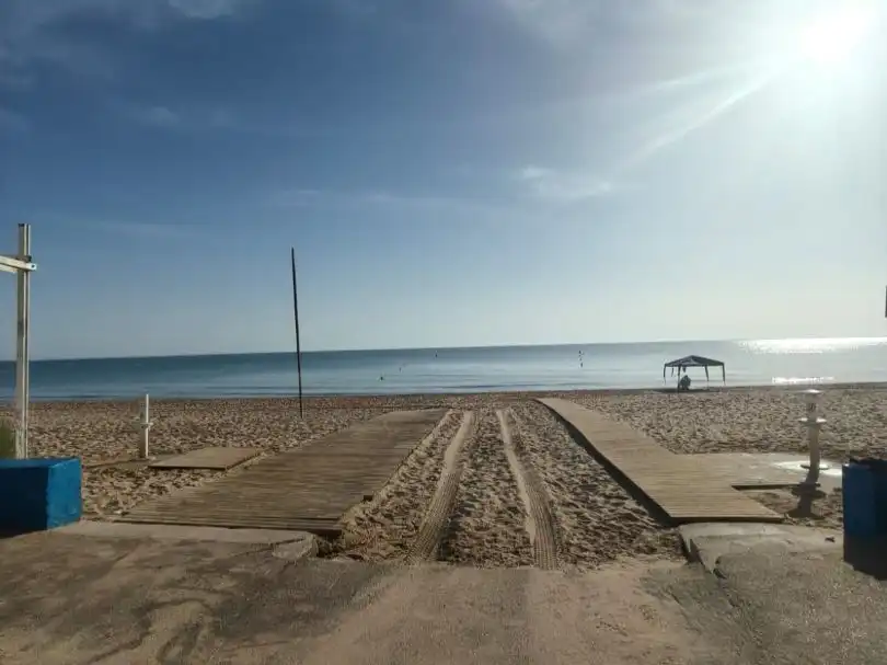 Vista exterior de Piso en venta en Tavernes de la Valldigna, Valencia