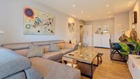 Living room of Flat for sale in Aranjuez  with Air Conditioner, Heating and Parquet flooring