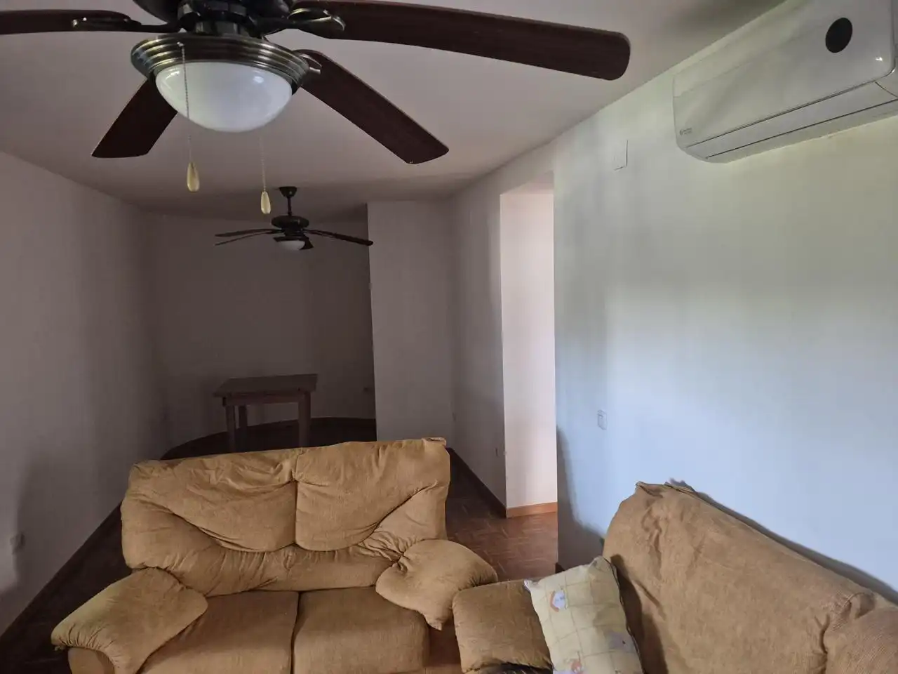 Sala de estar de Piso en venta en Pedro Muñoz con Aire acondicionado y Terraza