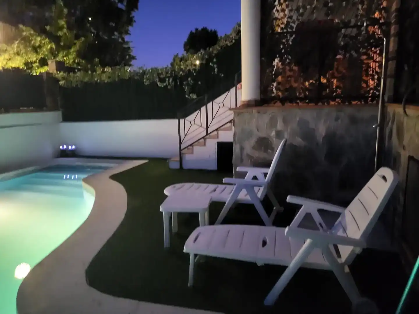 Piscina de Casa o xalet en venda en Villaviciosa de Odón amb Aire condicionat, Jardí privat i Parquet
