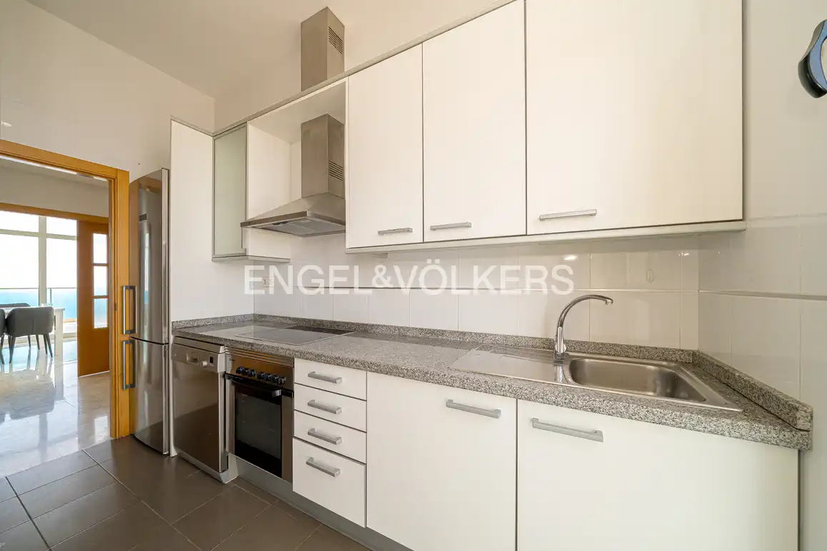 Kitchen of Flat for sale in Benidorm  with Air Conditioner, Terrace and Storage room