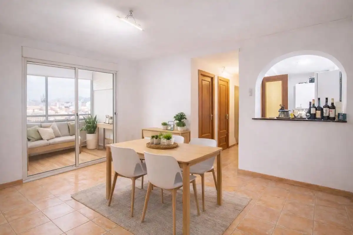Comedor de Piso en venta en Málaga con Calefacción, Terraza y Balcón
