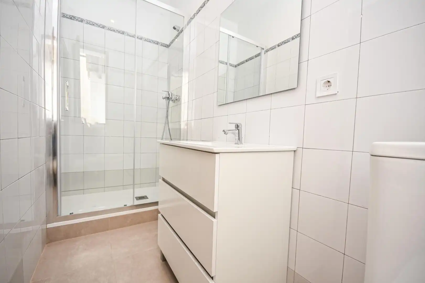Badezimmer von Wohnung zur Miete in  Palma de Mallorca mit Terrasse, Abstellraum und Balkon