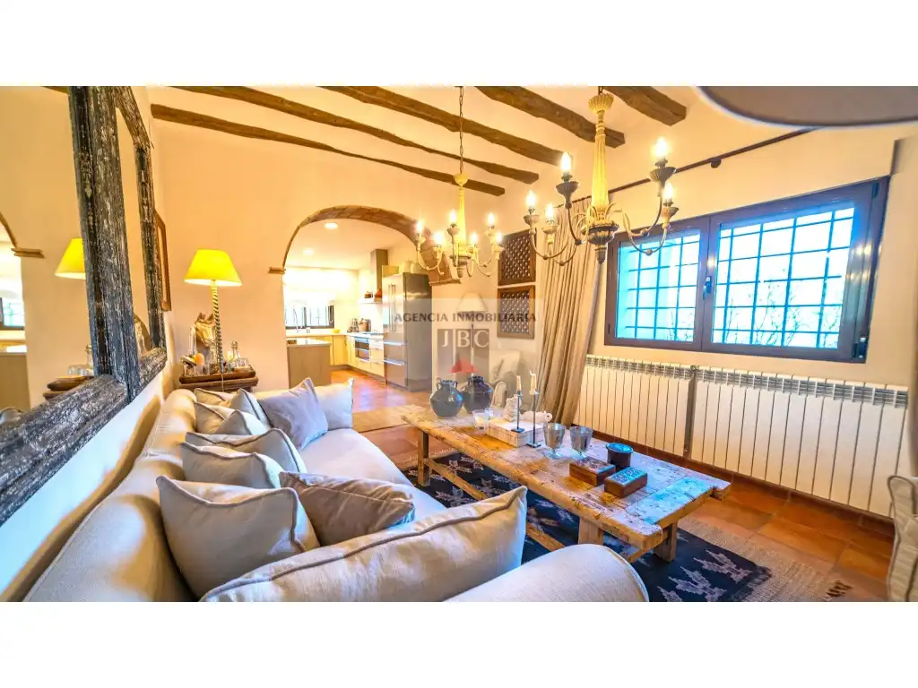 Sala d'estar de Finca rústica en venda en Alcoy / Alcoi amb Jardí privat, Traster i Piscina