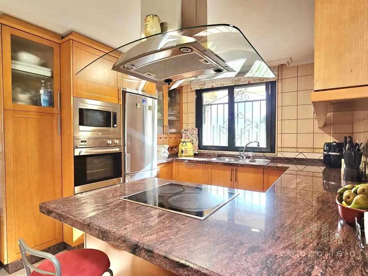 Casa adosada en venta en Lugar de Codesedas, Parroquias de Santiago