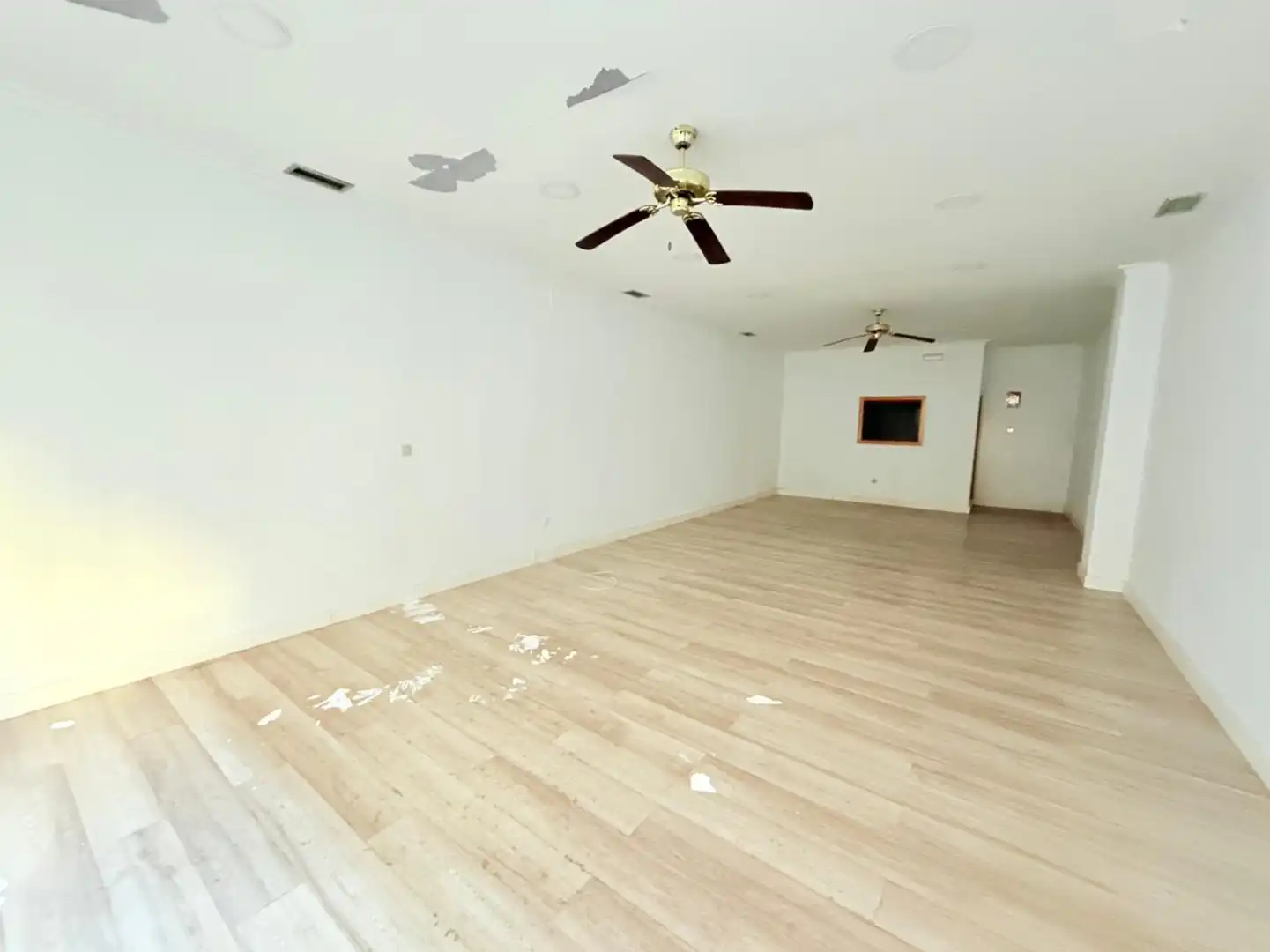 Local comercial en venta en Avilés - Pasaje de Las Artes, imagen 4