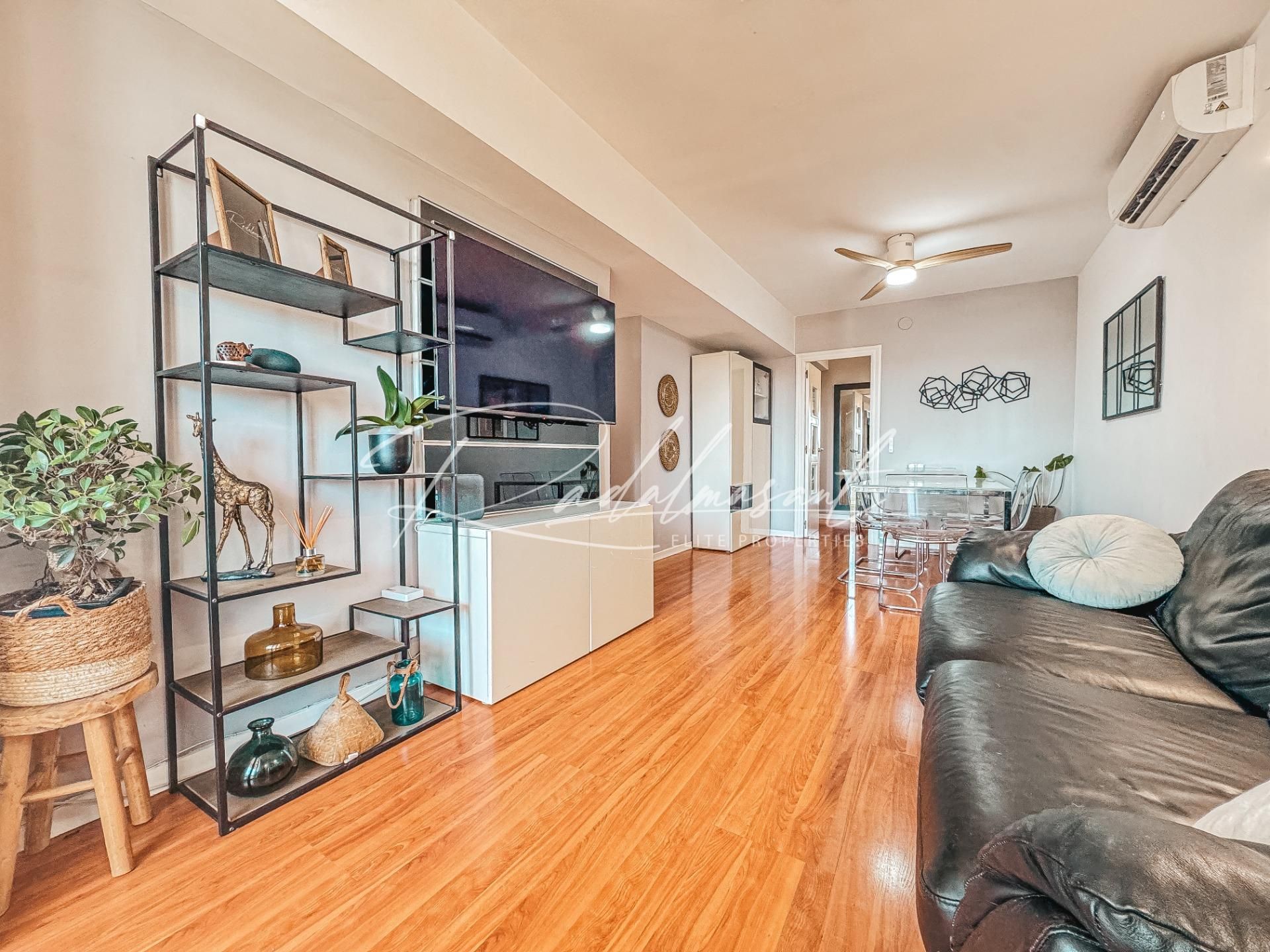 Living room of Flat for sale in  Tarragona Capital  with Air Conditioner, Parquet flooring and Terrace