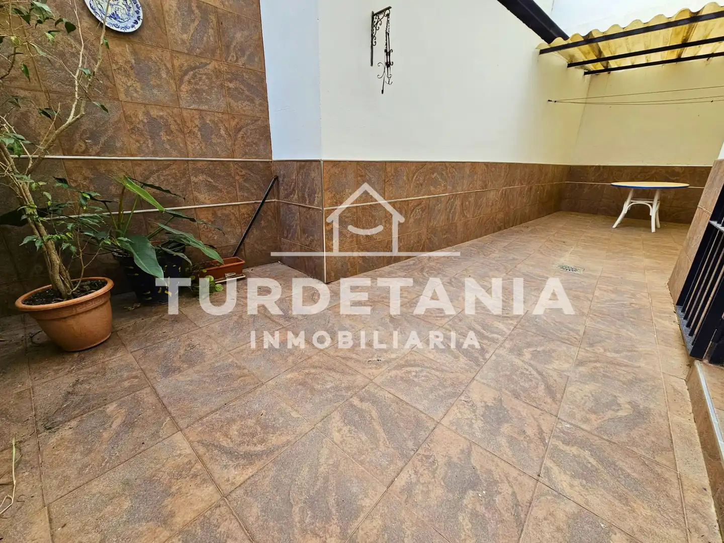 Ground floor for sale in V Centenario - Piletas - Capuchinos