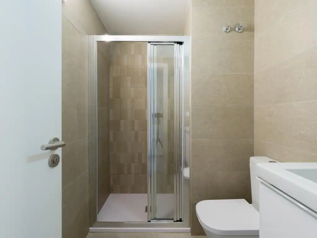 Badezimmer von Maisonette zum Verkauf in Las Palmas de Gran Canaria mit Abstellraum, Möbliert und Ofen