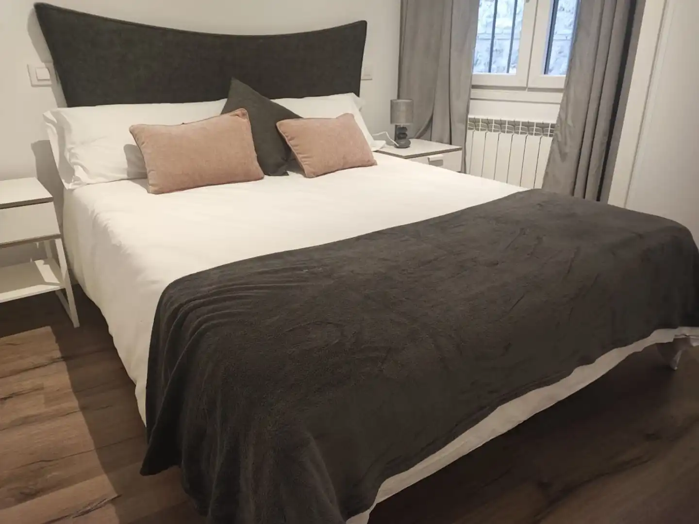 Bedroom of Flat for rent in Toledo  with Heating