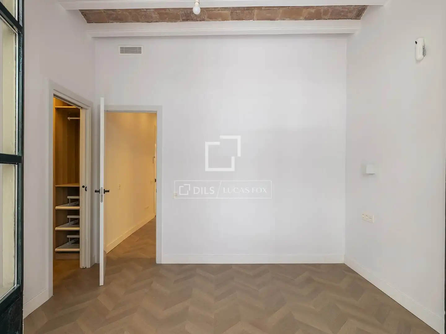 Piso en venta en Barcelona con Aire acondicionado, Calefacción y Terraza
