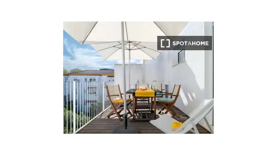 Terrassa de Apartament per a compartir en Sevilla amb Aire condicionat, Terrassa i Moblat