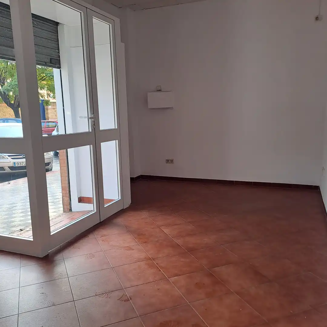 Gewerbefläche zur Miete in Avenida Ramón y Cajal S/N