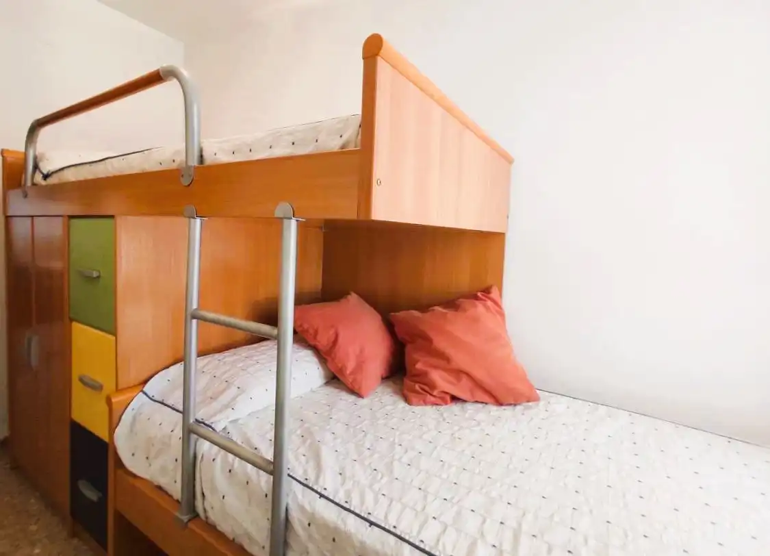Habitación de Apartamento en venta en Canet d'En Berenguer con Terraza, Amueblado y Piscina comunitaria