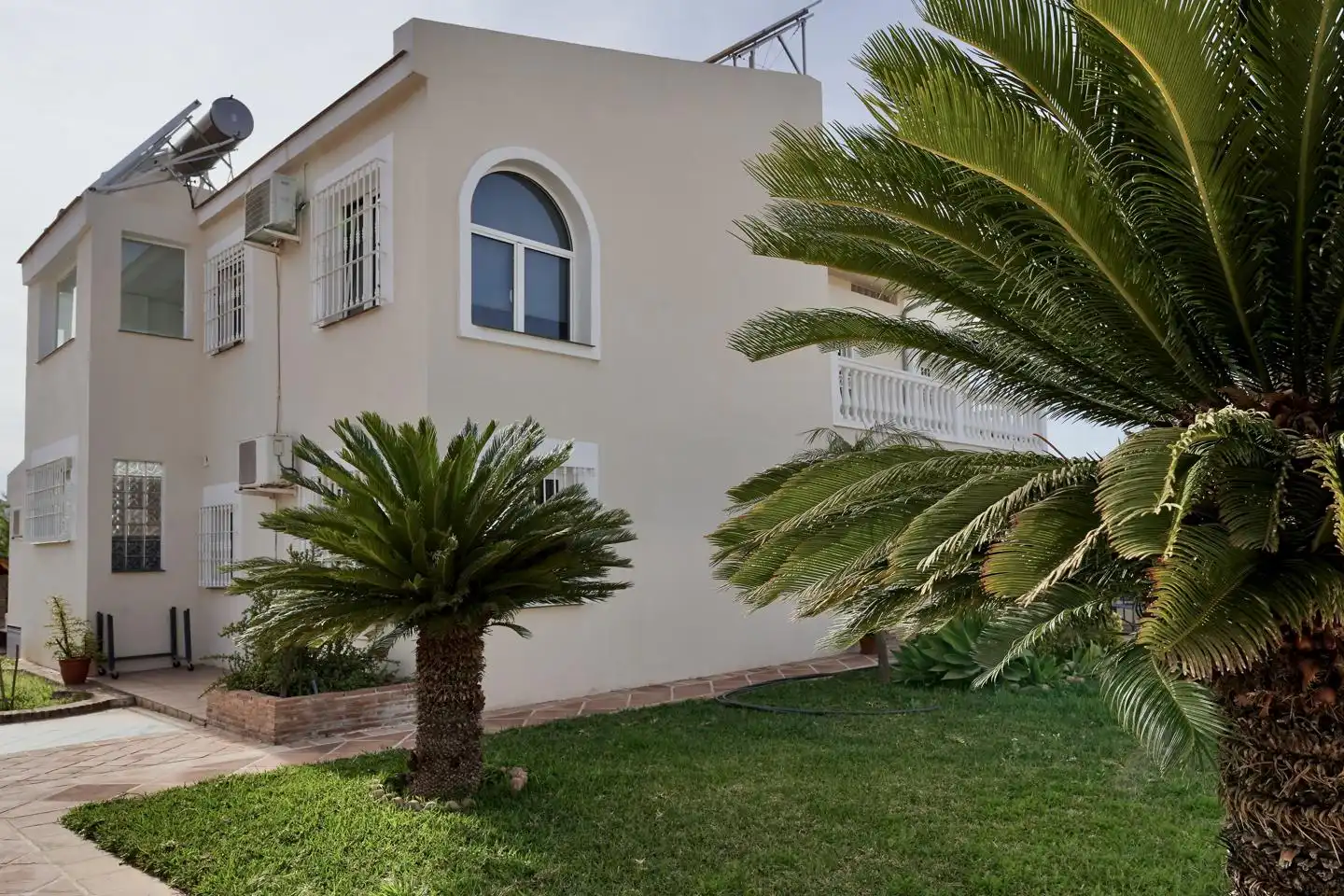 Exterior view of Houses for sale in Málaga Capital  with Air Conditioner, Private garden and Terrace