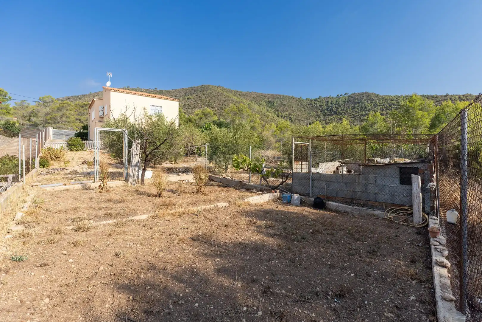 Houses for sale in El Montmell  with Air Conditioner and Private garden