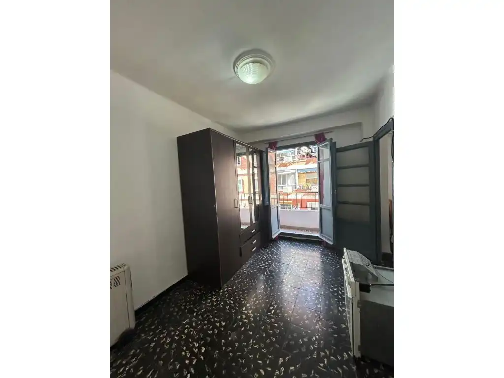 Dormitori de Casa o xalet en venda en Valencia amb Aire condicionat